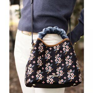 Spartina 449 Crossbody Velvet Handle Bucket Bag - White Hall Blossom Sprig